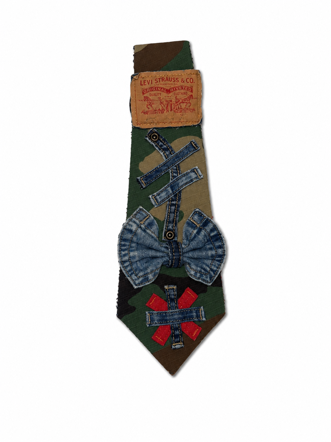 Levi Bow Camo Tye
